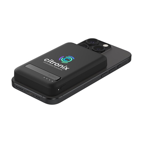 Belkin 5k Qi2 MagSafe PowerBank with Kickstand - 2