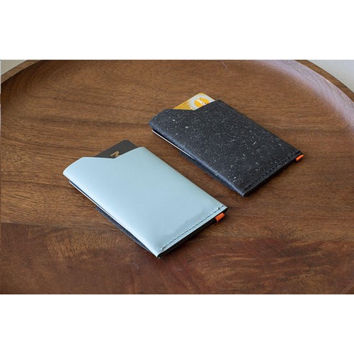 Recycled Leather Cardholder porte-cartes thumbnail 7