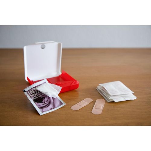 Boite de voyage "Premiers secours" - 7