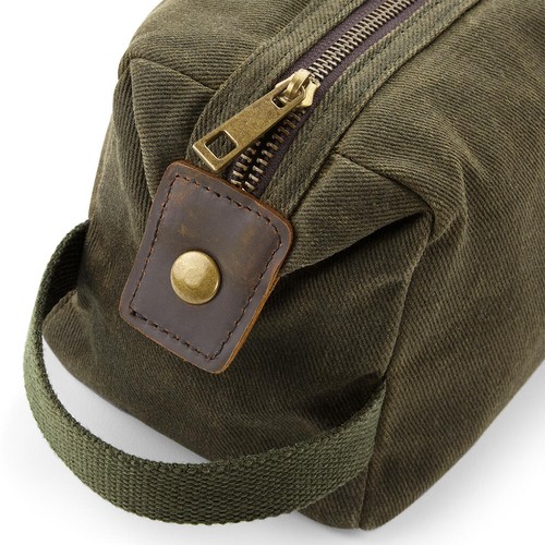 Heritage Waxed Canvas Wash Bag thumbnail 9
