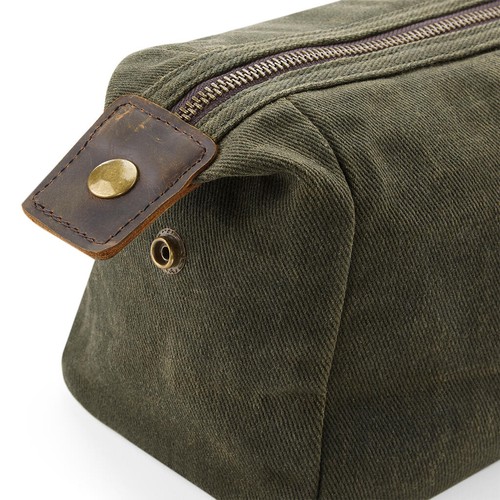 Heritage Waxed Canvas Wash Bag thumbnail 8