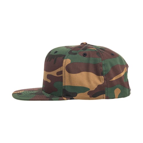 Classic Snapback in Camo thumbnail 6