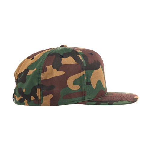 Classic Snapback in Camo thumbnail 7