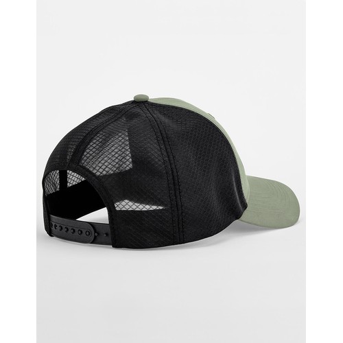 Technical Mesh Trucker thumbnail 7