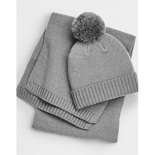 Knitted Scarf and Beanie Gift Set thumbnail 7