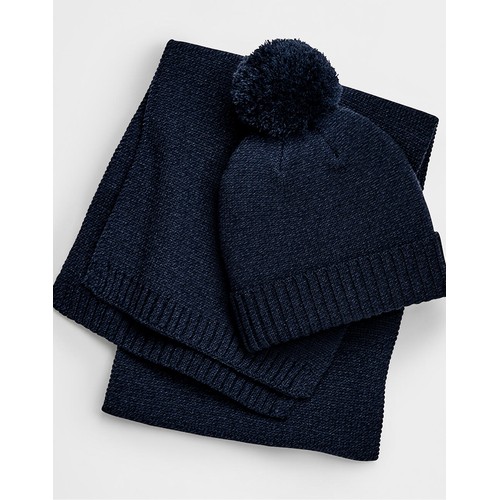 Knitted Scarf and Beanie Gift Set thumbnail 8