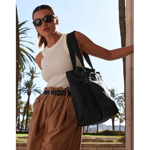 Simplicity Tote thumbnail 10