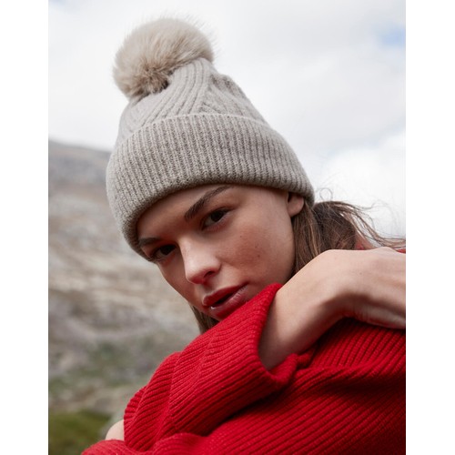 Snow Luxe Beanie - 3