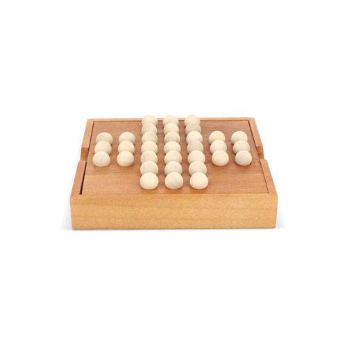 Jeu de solitaire avec billes - 9