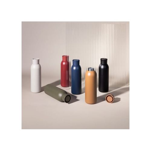 Sagaform Tekla Bouteille en acier avec bouchon poussoir (recyclé) 500 ml - 3