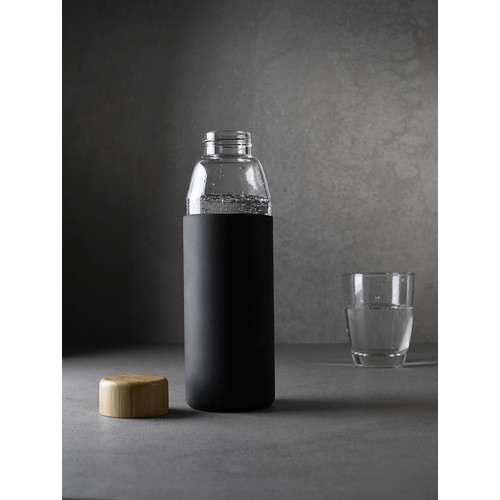 Bouteille en verre résistant à la chaleur 0,5 l avec bouchon en bambou, manchette en silicone et boîte cadeau thumbnail 5
