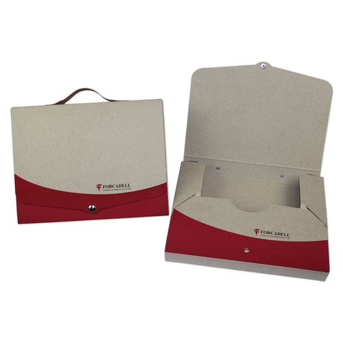 Valisette en carton recyclé 25,5x33,5x4cm (fermé)