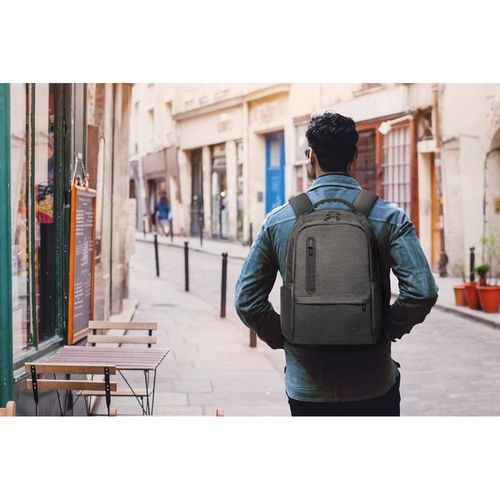 RE-BOSTON. Mochila impermeable para portátil de nailon reciclado 2Tone con compartimento de poliéster reciclado 210D