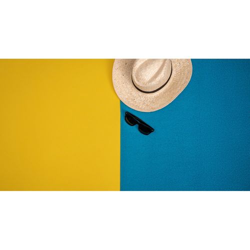 CALIFORNIA. Toalla de playa de microfibra (250 g/m²)