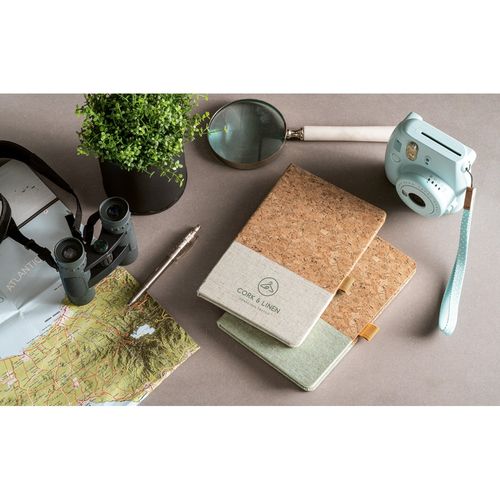 luz natural KLEE. Cuaderno A5 de corcho y lino con hojas rayadas