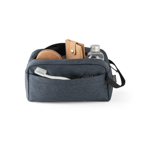 REPURPOSE BAG. Neceser fabricado en poliéster reciclado 600D