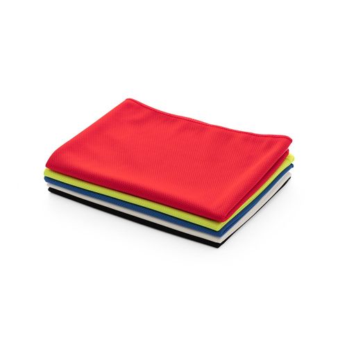 BERNAL. Serviette de sport rafraichissante en polyester recyclé (100% rPET) avec pochette en non-tissé - 4