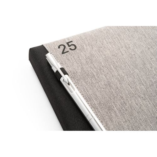 LARSSON B5. Agenda B5 en poliéster reciclado (100% rPET)