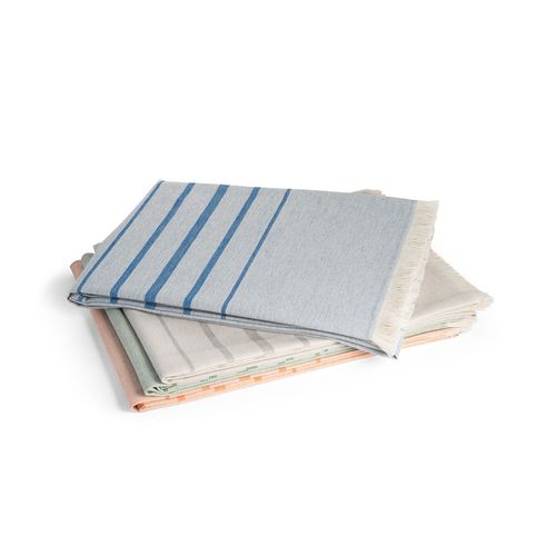 CAPLAN. Toalla multifuncional (260 g/m²) fabricada en algodón ligero y resistente (90%) y algodón reciclado (10%)