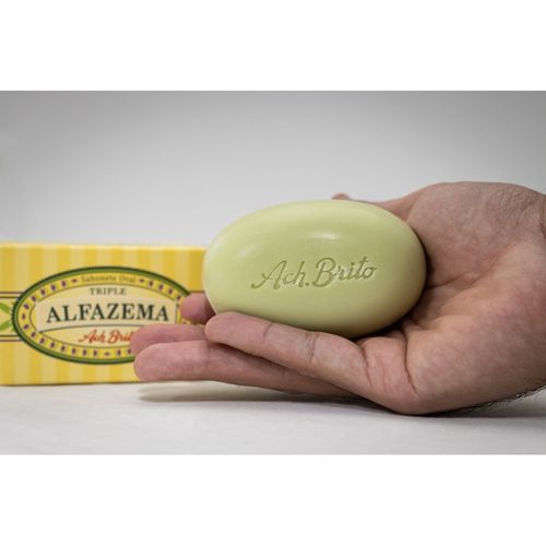 yellow FLORES. Jabones de guijarros (150g)