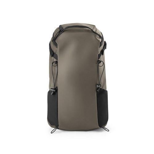 verde oscuro ALASCA. Mochila de senderismo con revestimiento impermeable