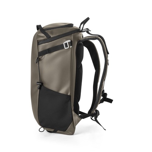 verde oscuro ALASCA. Mochila de senderismo con revestimiento impermeable
