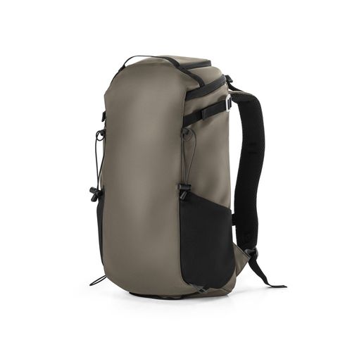 verde oscuro ALASCA. Mochila de senderismo con revestimiento impermeable