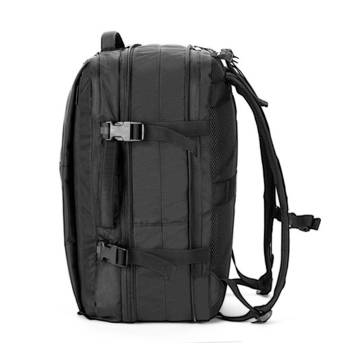 DALLAS. Mochila de viaje de poliéster reciclado de alta densidad 600D para portátil de 17.3