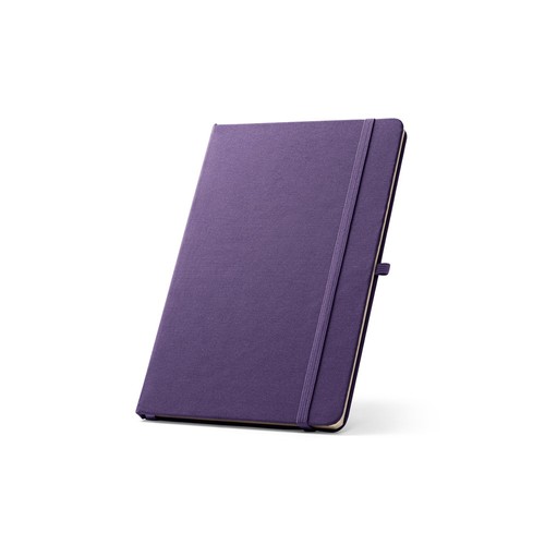 purple ANNE. Cuaderno A5 en poliéster reciclado (100% rPET) con páginas a rayas