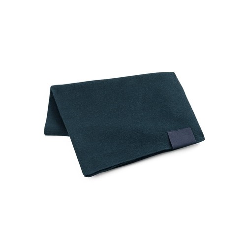 azul marino SERENITY. Bufanda de poliéster reciclado (100% rPET) con detalle cosido para personalizar