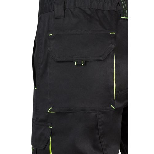 VL HEMERA. Bermudas elásticas bicolor y multibolsillos (240 g/m²), en algodón (46%), EME (38%) y poliéster (16%)