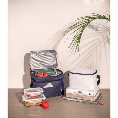 CANCUN. Sac thermique en polyester recyclé 600D avec sangle réglable 7 L - 6
