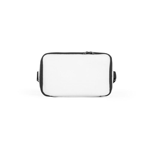 white CANCUN. Bolsa térmica de poliéster reciclado 600D con correa de cincha ajustable 7 L