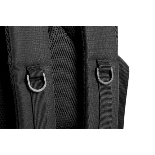 black EDINBURGH BPACK. Mochila de estilo militar en poliéster reciclado 600D, alta densidad y forro en poliéster reciclado 210D 17'3’