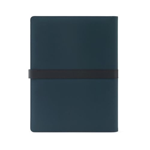 SANDERSON FOLDER. Carpeta A4 de PU (50% reciclada) con cierre magnético y bloc de notas con páginas rayadas