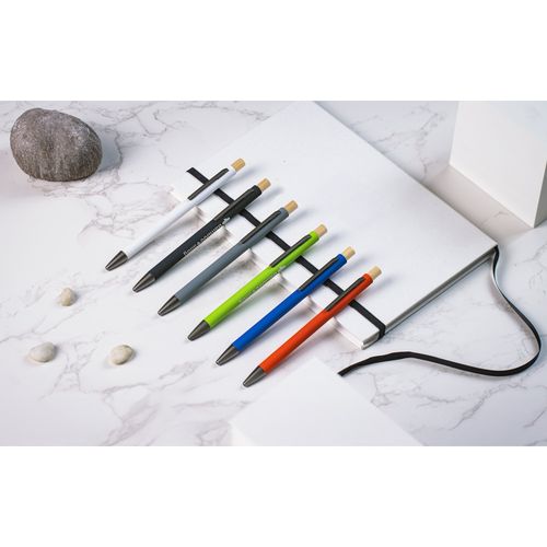 ZYLEN. Stylo à bille en aluminium recyclé (100 % rAL), avec finition en caoutchouc - 5