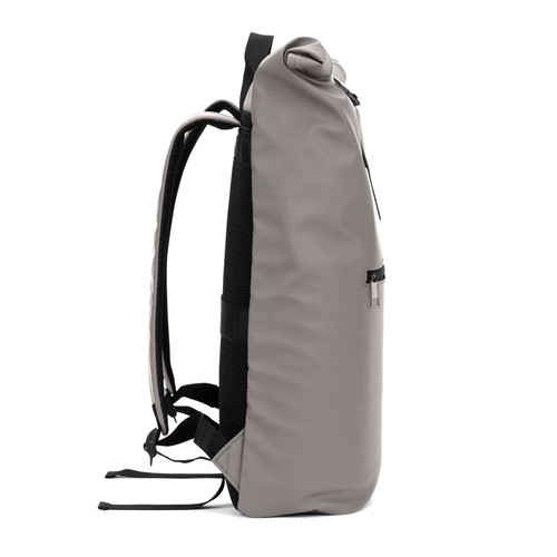 PORTLAND. Mochila enrollable de PU con bolsillo para portátil de 16