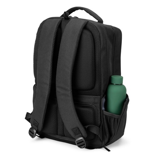 black COPENHAGEN. Mochila de sarga reciclada repelente al agua con dos grandes bolsillos delanteros de 17'3 pulgadas