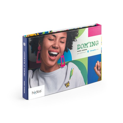 surtido PIN & DOMING SHOWCASE. Muestrario 2 en 1 de Pins&Domings