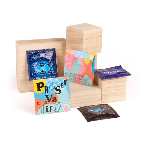 Pochette personnalisée 64UNO avec un préservatif MANIX, RIONDET SERIPUB, EYBENS