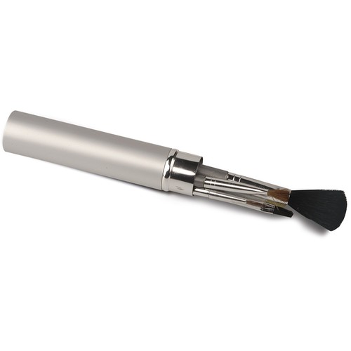 SET OF LONG BRUSHES FOR MAKE-UP