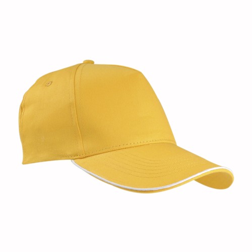 Cotton 5-panel cap with contrasting piping and adjustable strap with metal buckle