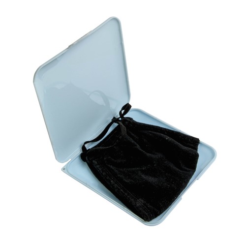 Etui porte-masque en PP avec traitement anti-bactérienne. ISO 22196 - 8