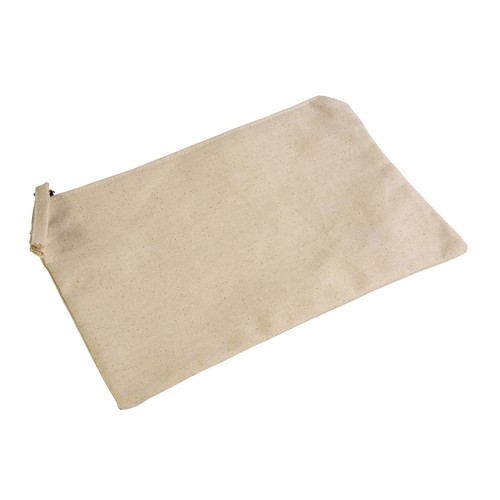 Beauty case with zip closure