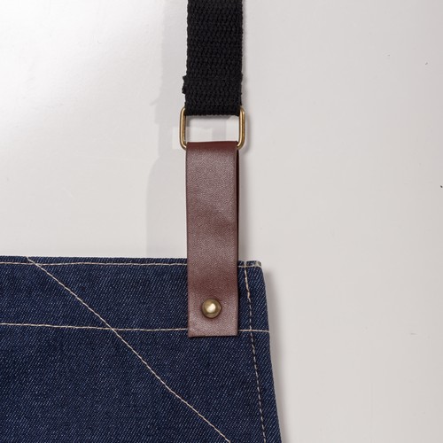 Tablier de cuisine réglable en denim de coton avec 2 poches sur le devant. - 3