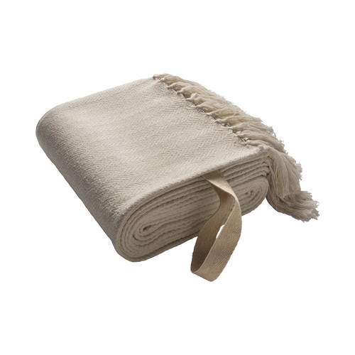 Fringed blanket made of 100% recycled material