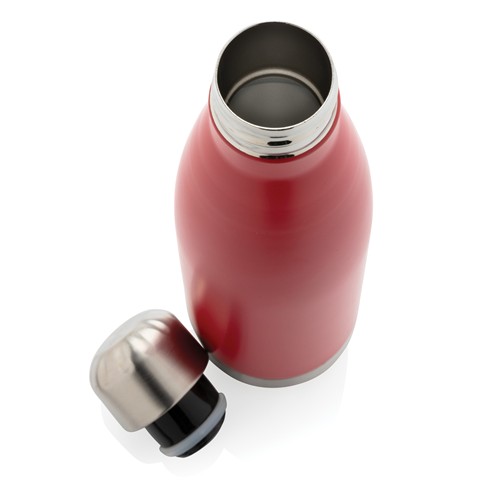 red Botella de acero inoxidable aislada al vacío
