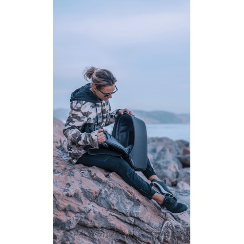 Bobby Hero Regular, mochila antirrobo