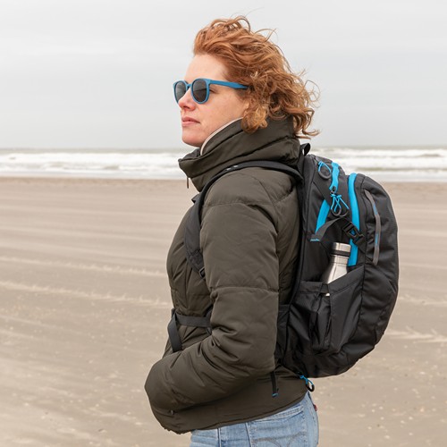 black Mochila mediana Explorer de senderismo 26L sin PVC