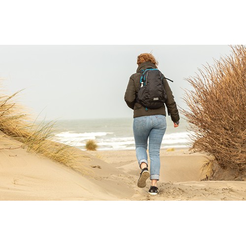 black Mochila mediana Explorer de senderismo 26L sin PVC